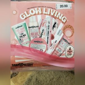 New Soap and Glory Gift Set